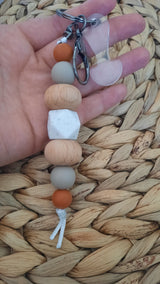 BEADED KEYCHAIN NATURAL (D)